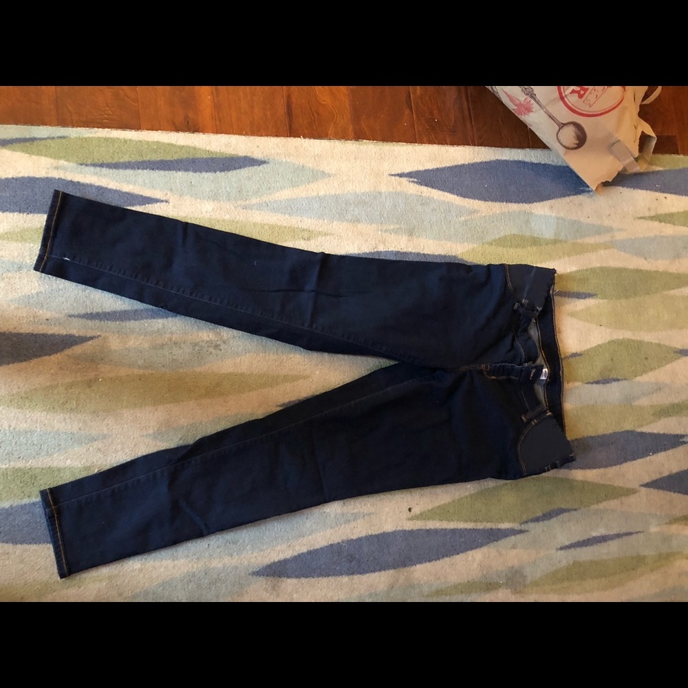 Side paneled maternity jeans